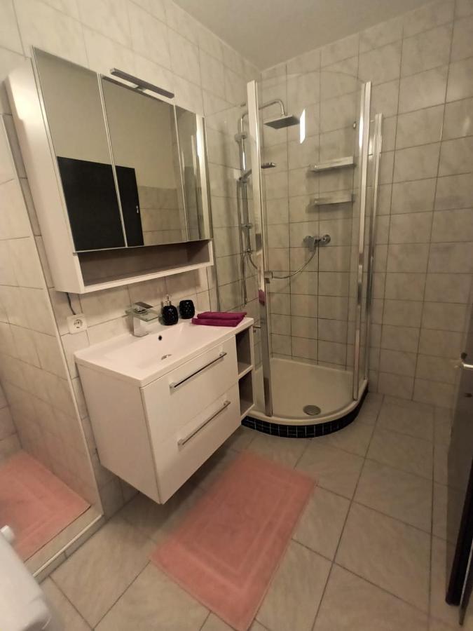 كيرشورف آن دير كريمس Apartment Alpina المظهر الخارجي الصورة