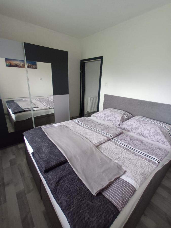 كيرشورف آن دير كريمس Apartment Alpina المظهر الخارجي الصورة